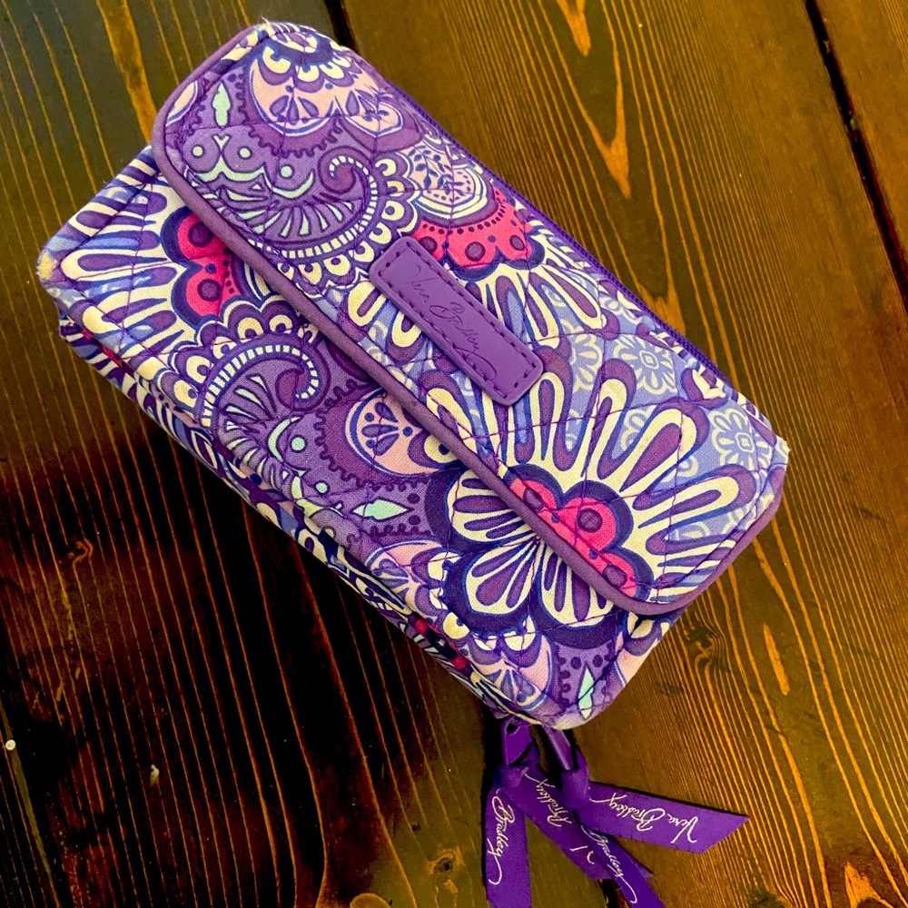 Vera Bradley crossbody wallet/wriselet